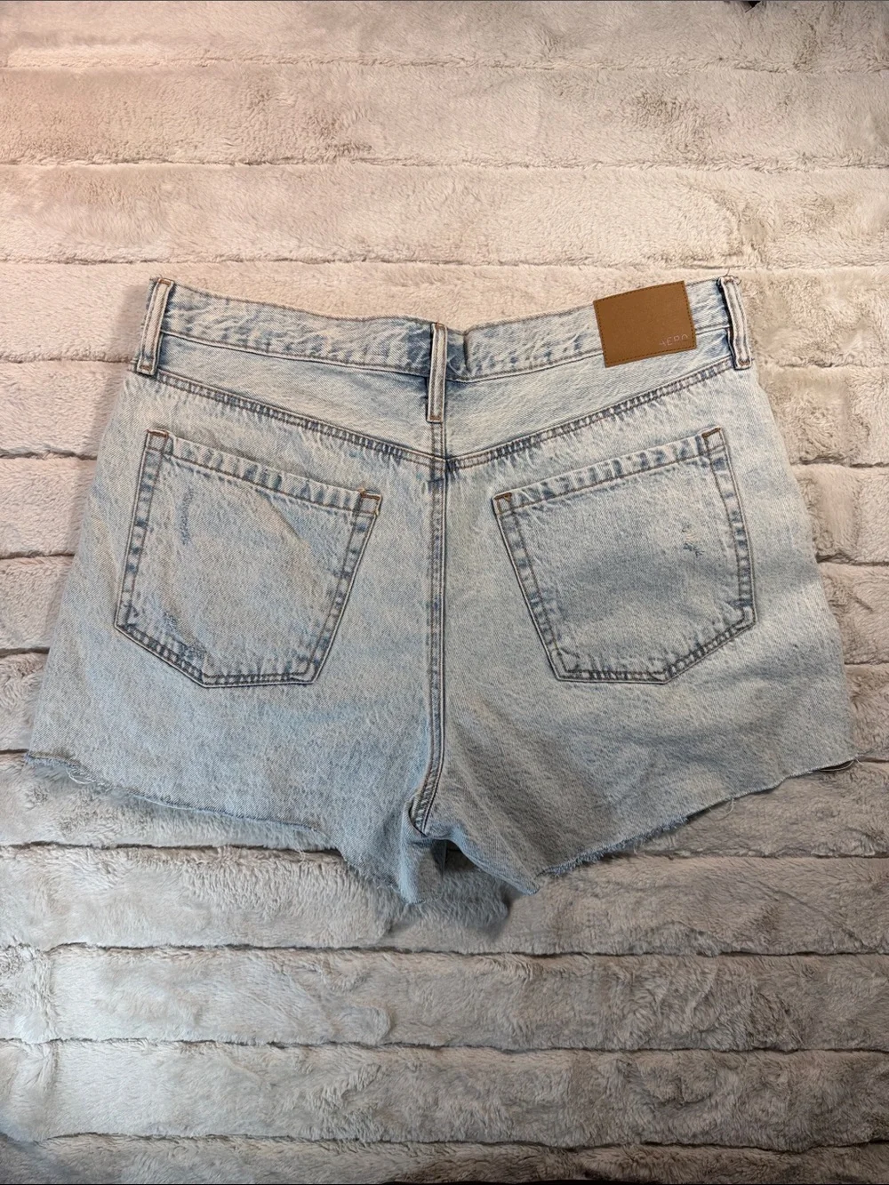 Aeropostale 90s Baggy Light Distressed Denim Shorts, 14